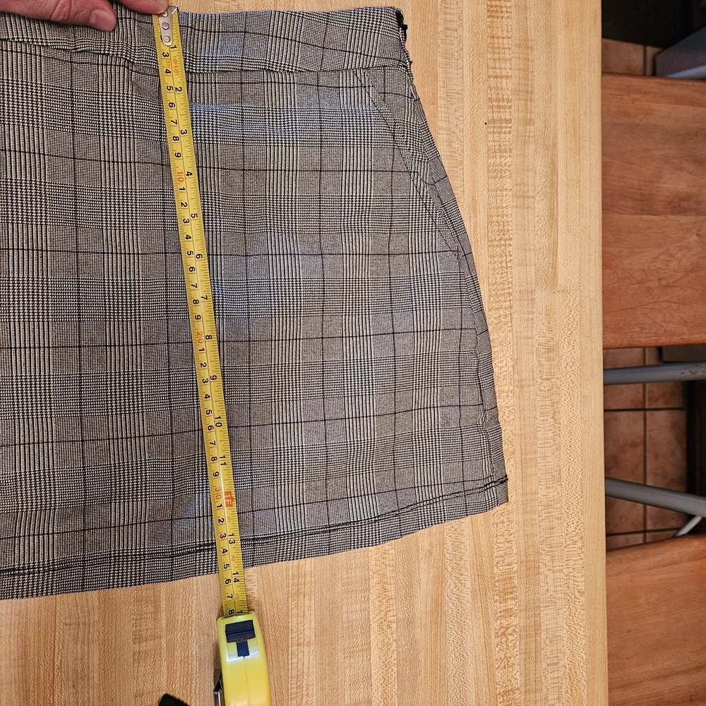 Shinestar Gray Plaid Mini Skirt - Picture 4 of 9